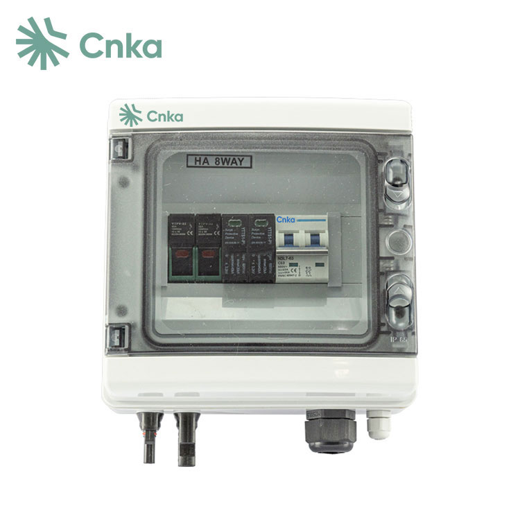 Hvordan forbedrer en PV Combiner Box solsystemets effektivitet og sikkerhed?